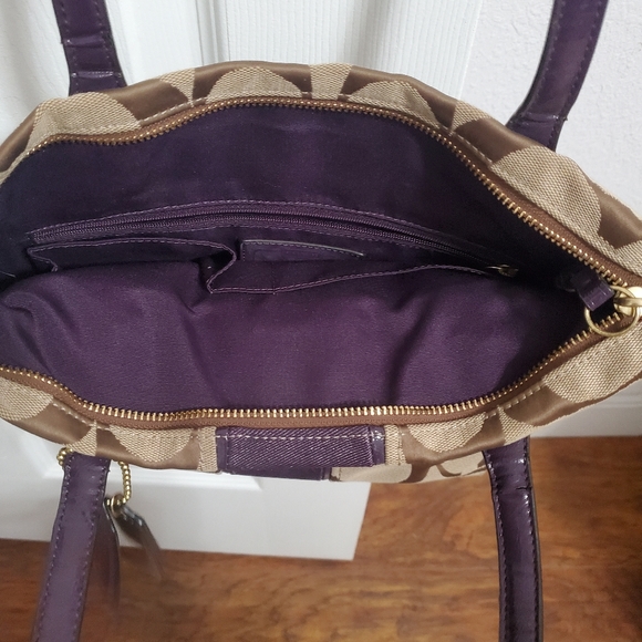 Coach Brown Tote - Picture 13 of 14